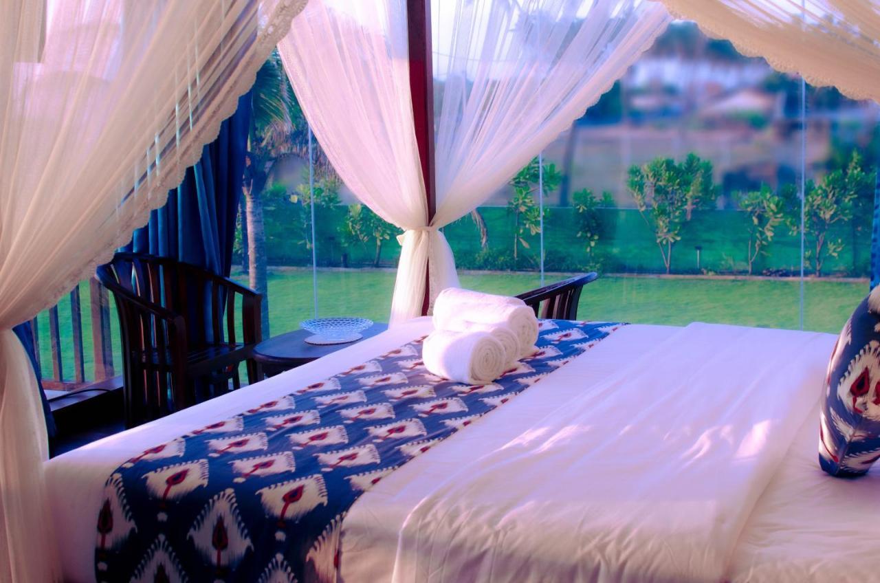 فندق Calypso Sunset Iranawila المظهر الخارجي الصورة